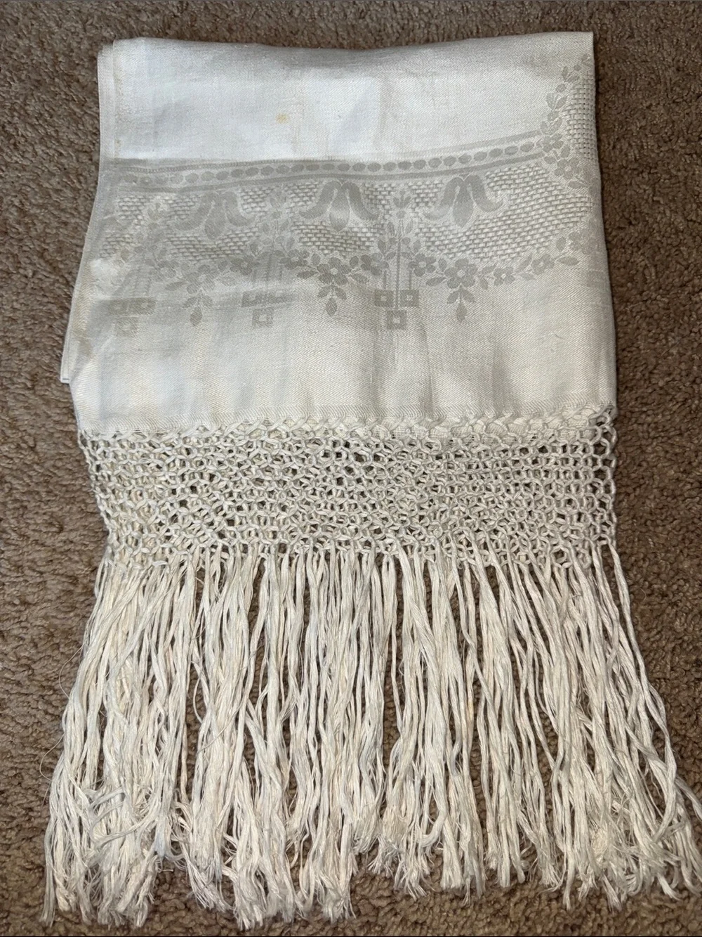Source Unknown lightweight linen